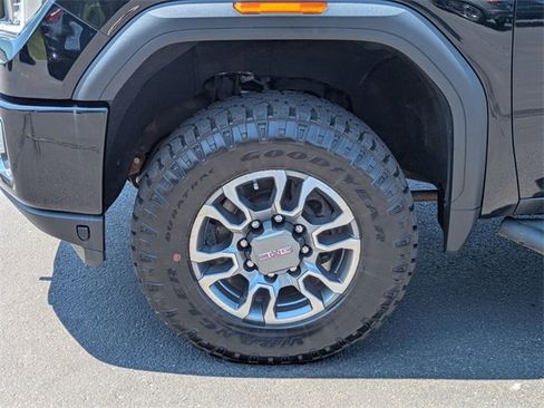 Used 2021 GMC Sierra 2500 AT4 w/ Gooseneck/5TH Wheel Package image 10