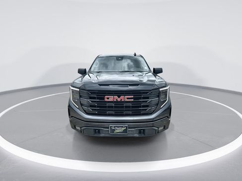 Used 2022 GMC Sierra 1500 Elevation AWD/4WD image 3