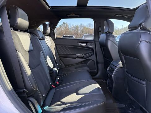 Used 2019 Ford Edge ST w/ Equipment Group 401A image 17