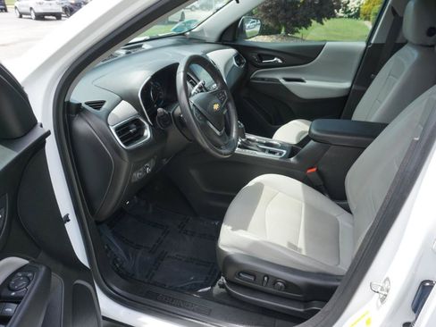 Used 2018 Chevrolet Equinox LT FWD image 7