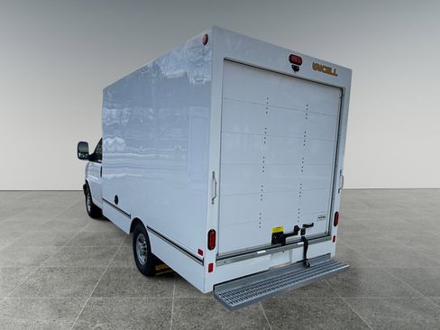 New 2025 Chevrolet Express 3500 Work Van w/ Power Convenience Package image 3