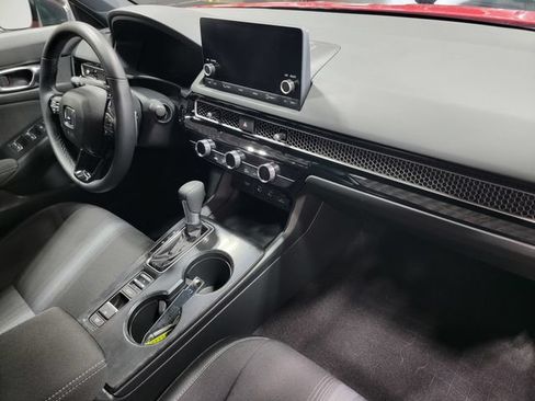 Certified 2025 Honda Civic Sport image 17