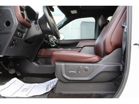 Used 2022 Ford Expedition Max Limited AWD/4WD image 10