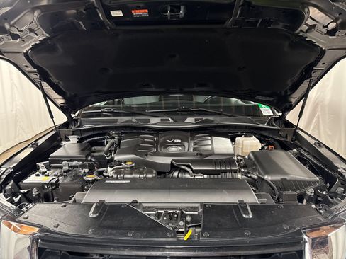 Used 2023 Nissan Armada SV AWD/4WD image 36