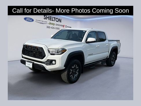 Used 2018 Toyota Tacoma TRD Off-Road w/ Technology Package AWD/4WD image 1