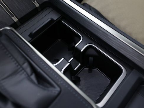 Used 2024 Lexus GX 550 image 40