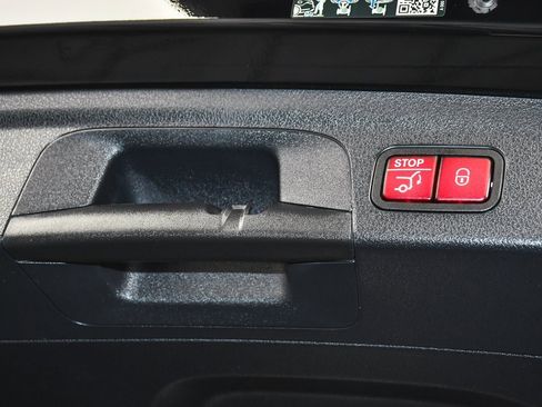 Used 2024 Mercedes-Benz GLE 350 4MATIC image 68