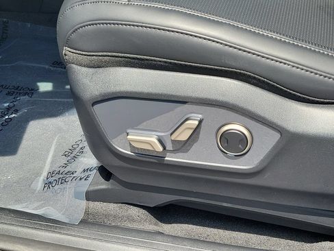 New 2027 Kia Telluride S w/ Towing Package FWD image 8