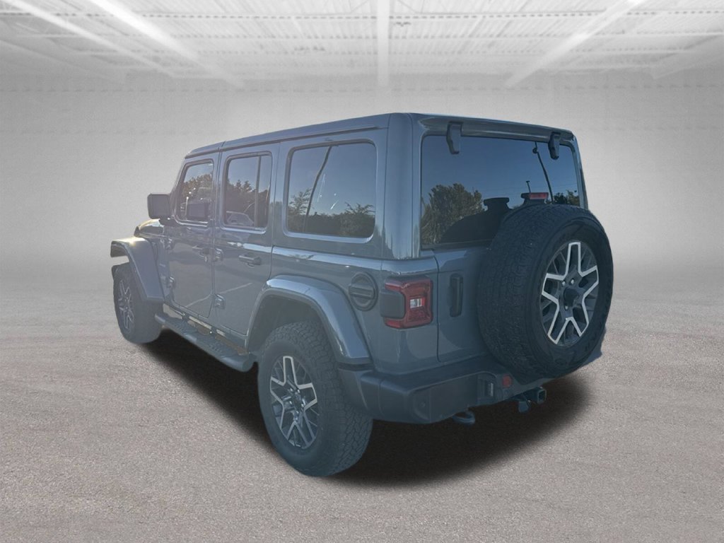 Used 2024 Jeep Wrangler Unlimited Sahara w/ Safety Group AWD/4WD image 6