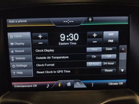 Used 2015 Ford Explorer XLT w/ Equipment Group 202A image 25