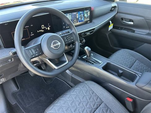 New 2026 Nissan Kicks SV image 17