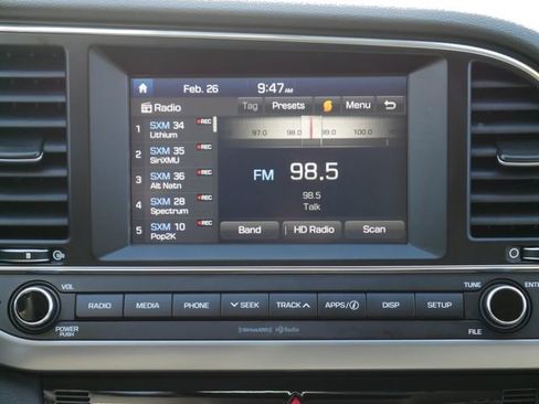 Used 2017 Hyundai Elantra Value Edition image 17