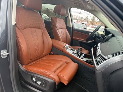 Used 2021 BMW X7 xDrive40i image 51