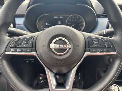 Used 2025 Nissan Versa SV image 24