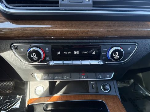 Used 2023 Audi Q5 2.0T Premium Plus w/ Premium Plus Package AWD/4WD image 26