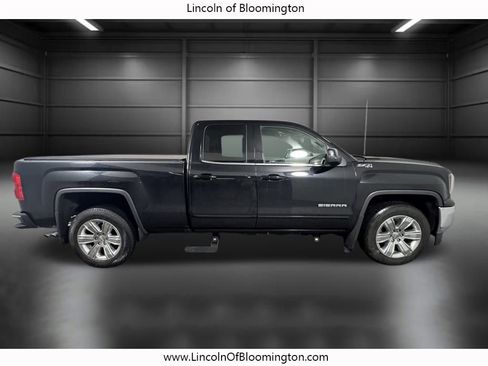 Used 2017 GMC Sierra 1500 SLE w/ SLE Value Package image 7