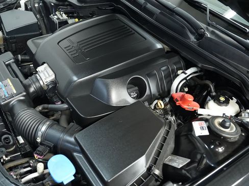 Used 2009 Pontiac G8 w/ Premium Package image 30