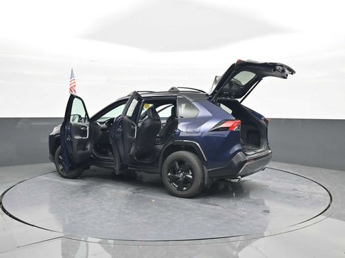 Used 2020 Toyota RAV4 XSE image 90