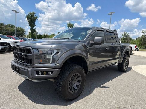 Used 2018 Ford F150 Raptor w/ Equipment Group 802A Luxury AWD/4WD image 8
