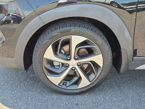 Used 2018 Hyundai Tucson Sport FWD image 9