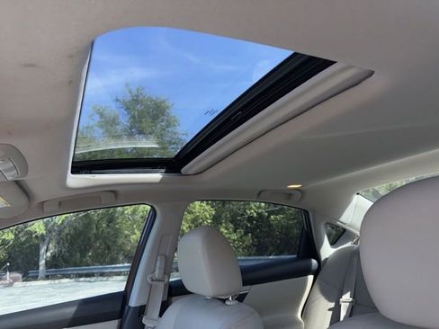 Used 2016 Nissan Altima 2.5 SL w/ 2.5 Technology w/LED Package image 11