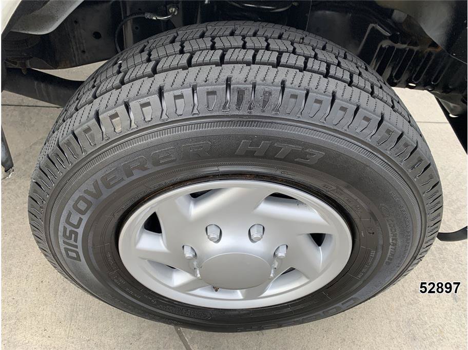 Used 2014 Ford E-350 and Econoline 350 Super Duty RWD image 27