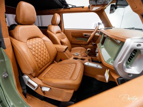 Used 2025 Ford Bronco Badlands image 46