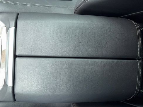 Used 2022 BMW X6 xDrive40i w/ M Sport Package image 34