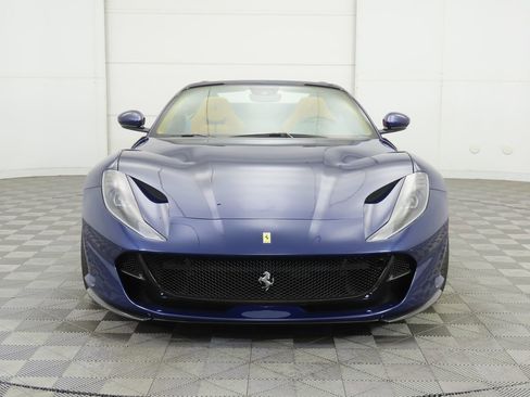 Used 2021 Ferrari 812 GTS image 2
