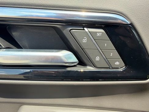 Used 2026 Chevrolet Tahoe LT w/ Comfort Package RWD image 16
