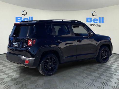Used 2020 Jeep Renegade Altitude image 4