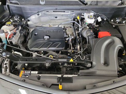 Certified 2024 Buick Encore GX Sport Touring AWD/4WD image 21