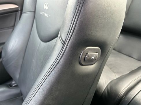 Used 2012 INFINITI G37 Journey w/ Premium Pkg image 38