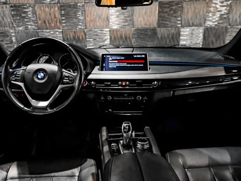 Used 2018 BMW X5 sDrive35i image 14