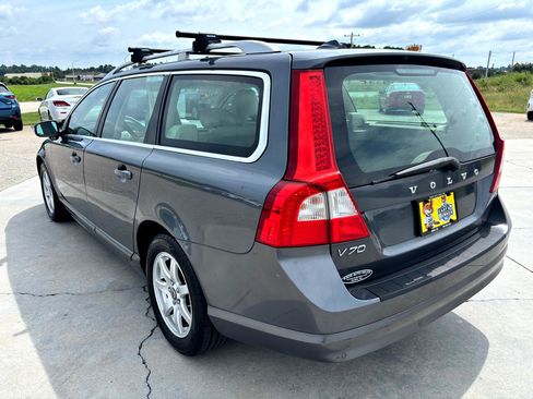 Used 2008 Volvo V70 image 6