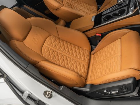 Used 2025 Audi RS 6 performance image 25