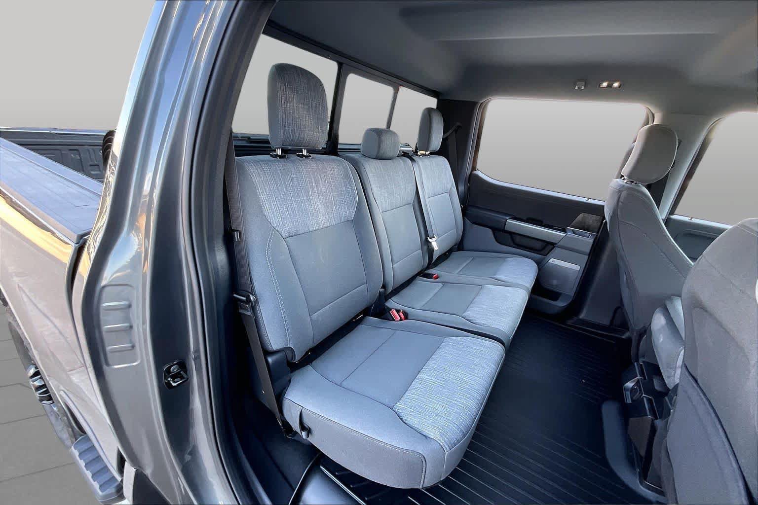 Used 2026 Ford F250 XLT w/ XLT Premium Package AWD/4WD image 19