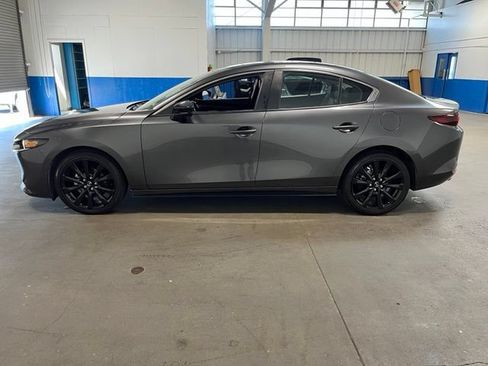 Used 2024 MAZDA MAZDA3 s FWD image 6