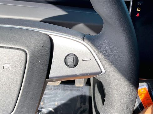 Used 2025 Tesla Model 3 Long Range image 18
