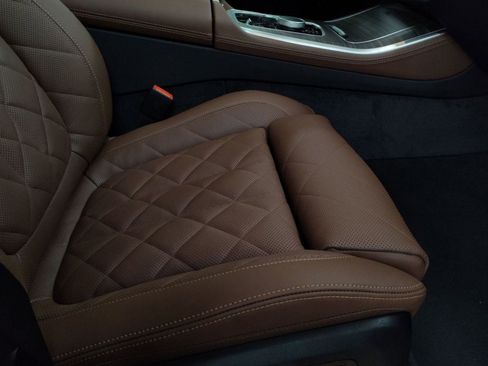 New 2026 BMW X5 xDrive50e w/ M Sport Package image 13