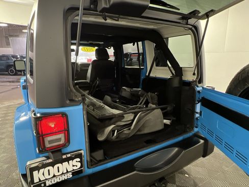 Used 2017 Jeep Wrangler Unlimited Sport image 24