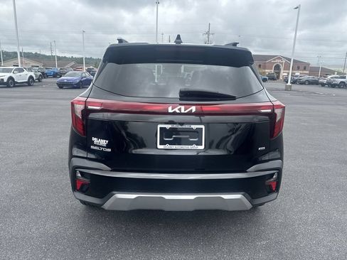 Used 2024 Kia Seltos S AWD/4WD image 7
