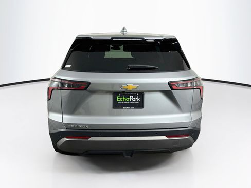 Used 2025 Chevrolet Equinox LT FWD image 33