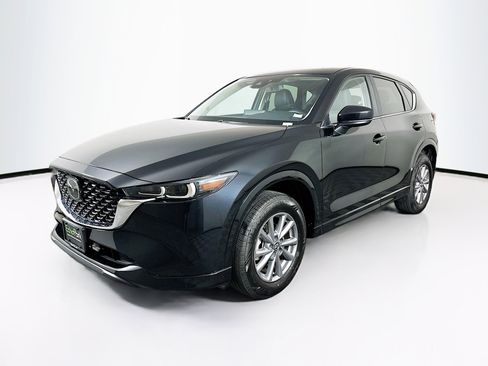 Used 2025 MAZDA CX-5 AWD 2.5 S w/ Preferred Package image 3