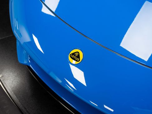 New 2025 Lotus Emira image 10