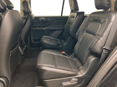 Used 2020 Lincoln Aviator Reserve w/ Elements Package Plus RWD image 18
