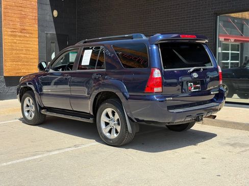 Used 2007 Toyota 4Runner Limited AWD/4WD image 3