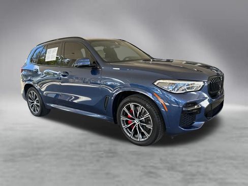 Used 2022 BMW X5 xDrive40i w/ M Sport Package AWD/4WD image 2