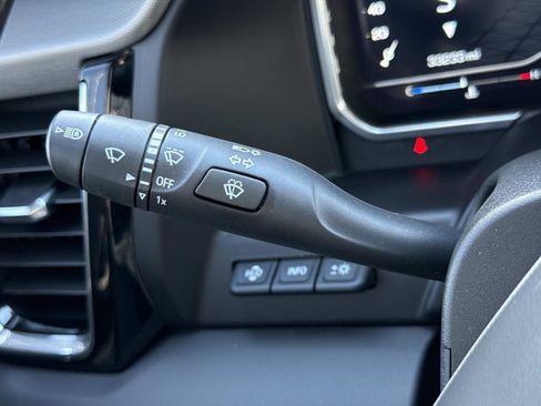 Used 2022 GMC Sierra 1500 Denali w/ Denali Reserve Package image 10