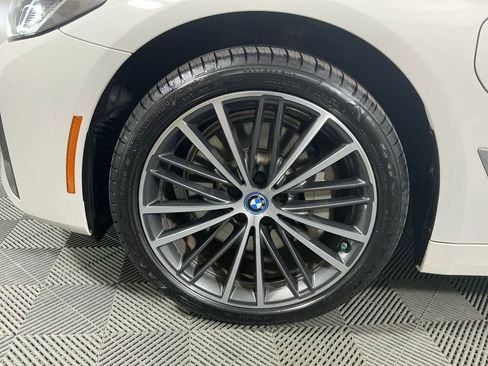 Certified 2023 BMW 530e xDrive w/ Premium Package image 8